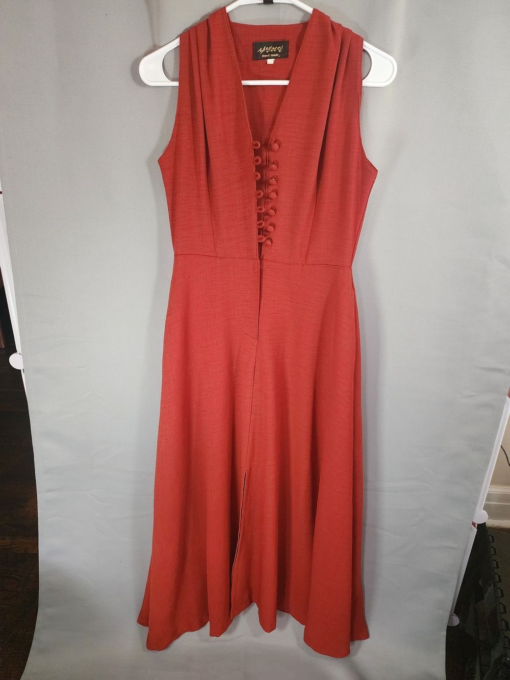 샤넬린 Vintage Red Sleeveless Button-Front Maxi Dress